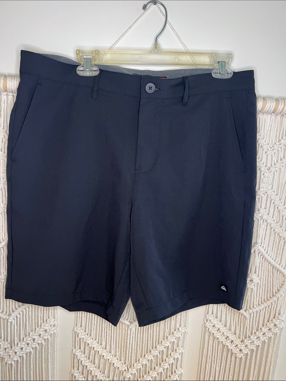 Quiksilver Men's black Flat Front Shorts